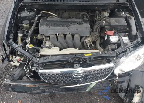 2005 Toyota Corolla S z USA, uszkodzony, nr VIN 1NXBR32E45Z410692